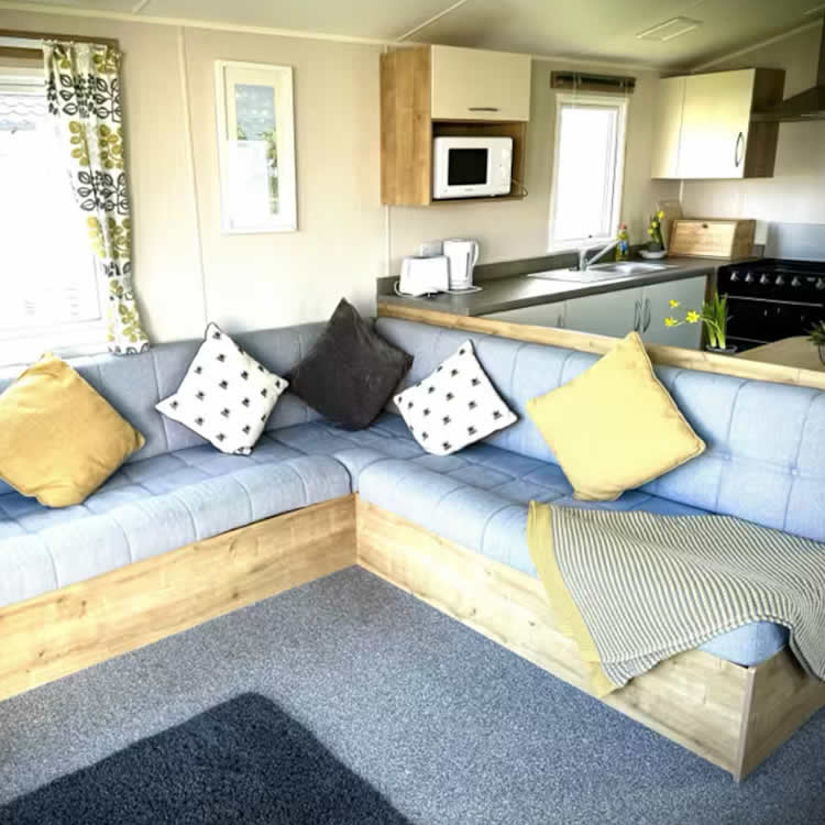 Tigh Na Mara_living_room 750